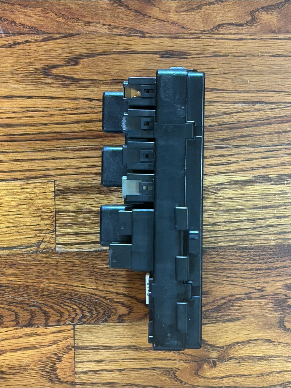 284B7AL500 Nissan Infiniti Intelligent Power Distribution Module (IPDM) / Engine - Picture 3 of 10